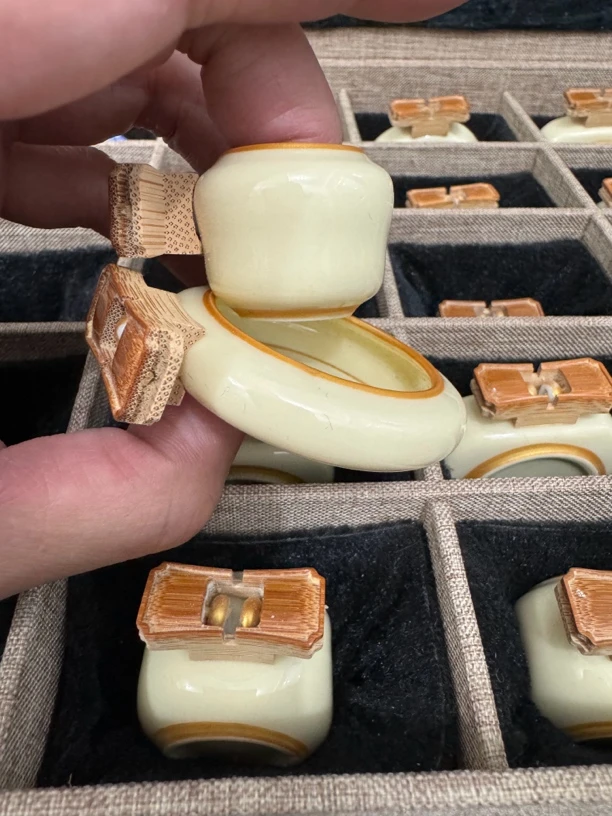 金镶玉绣眼杯，三件套