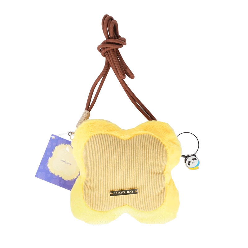 中国国际进口博览会四叶草毛绒包玩具 可爱背包 午休垫小抱枕