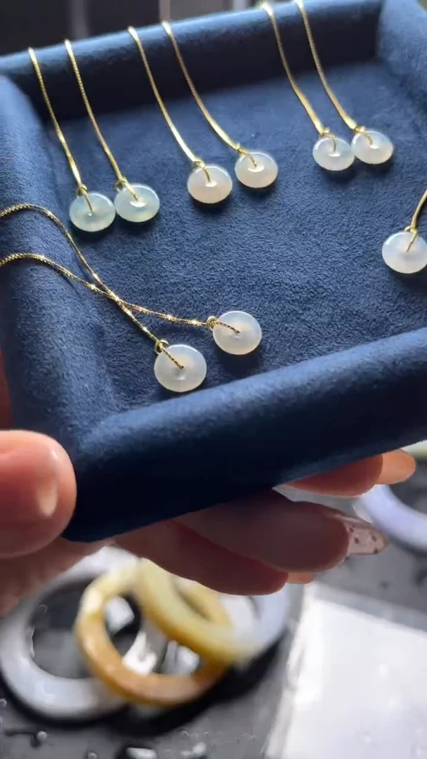 【闪购商品】翡翠耳饰银S925镶嵌一对翡翠平安扣（一件多样性发货）