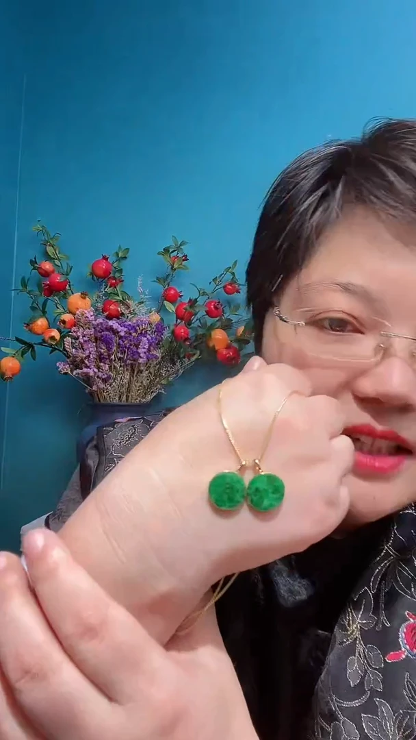 【闪购商品】翡翠颈饰18K金镶嵌吊坠（多样性发其一）