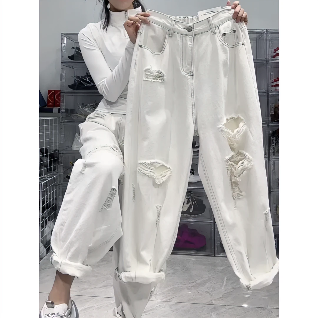 梨形身材破洞白色九分哈伦牛仔裤女2025年早春新款宽松显瘦老爹裤