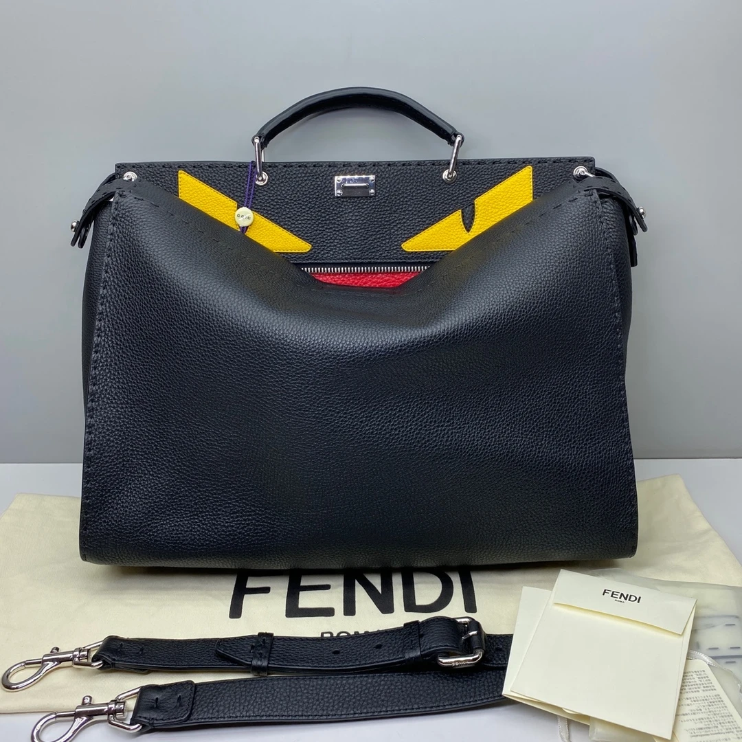 99新Fendi芬迪Peekaboo小怪兽2794牛皮大号男