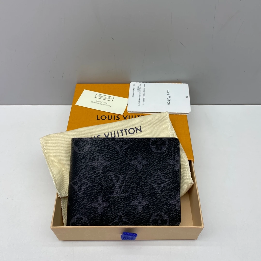 未使用LV路易威登黑色老花对折短钱包钱夹3129
