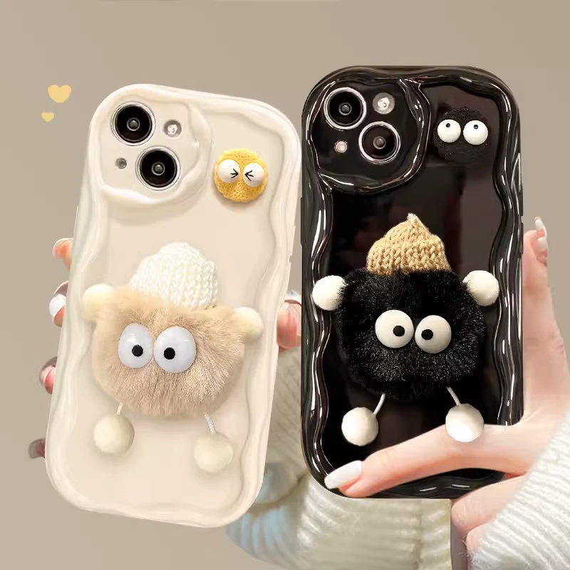 秋冬毛茸茸公仔煤球iPhone15Promax手机壳苹果13/14可爱12/11女xr