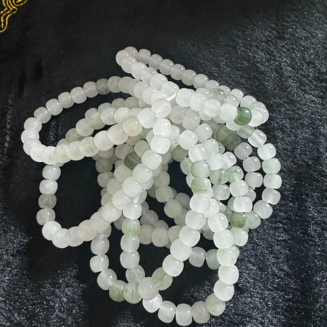 天山冰翠老型珠手链 多样性发其一