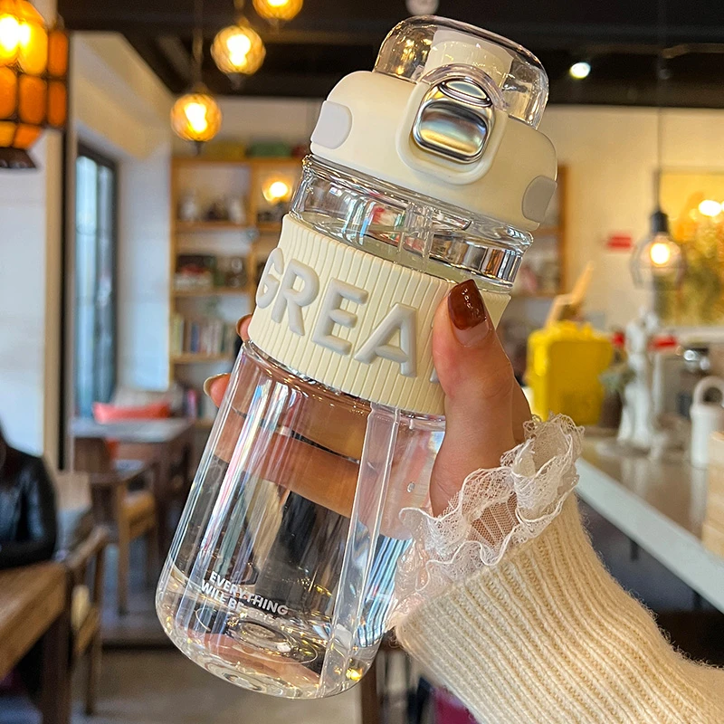 大容量运动女士专用高颜值夏季防摔学生耐高温便携吸管杯夏日旅行