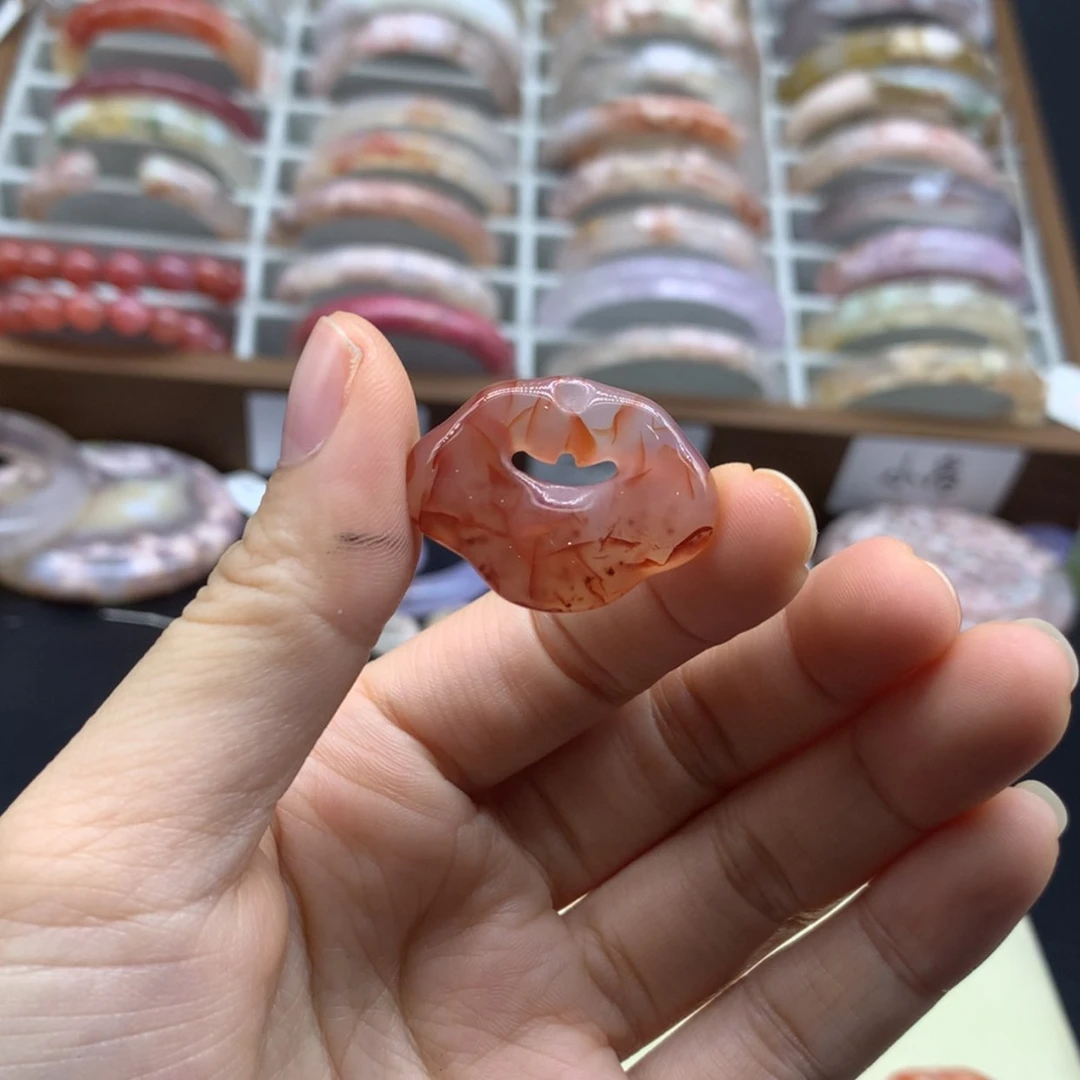 【闪购商品】玛瑙/玉髓颈饰未镶嵌竹*