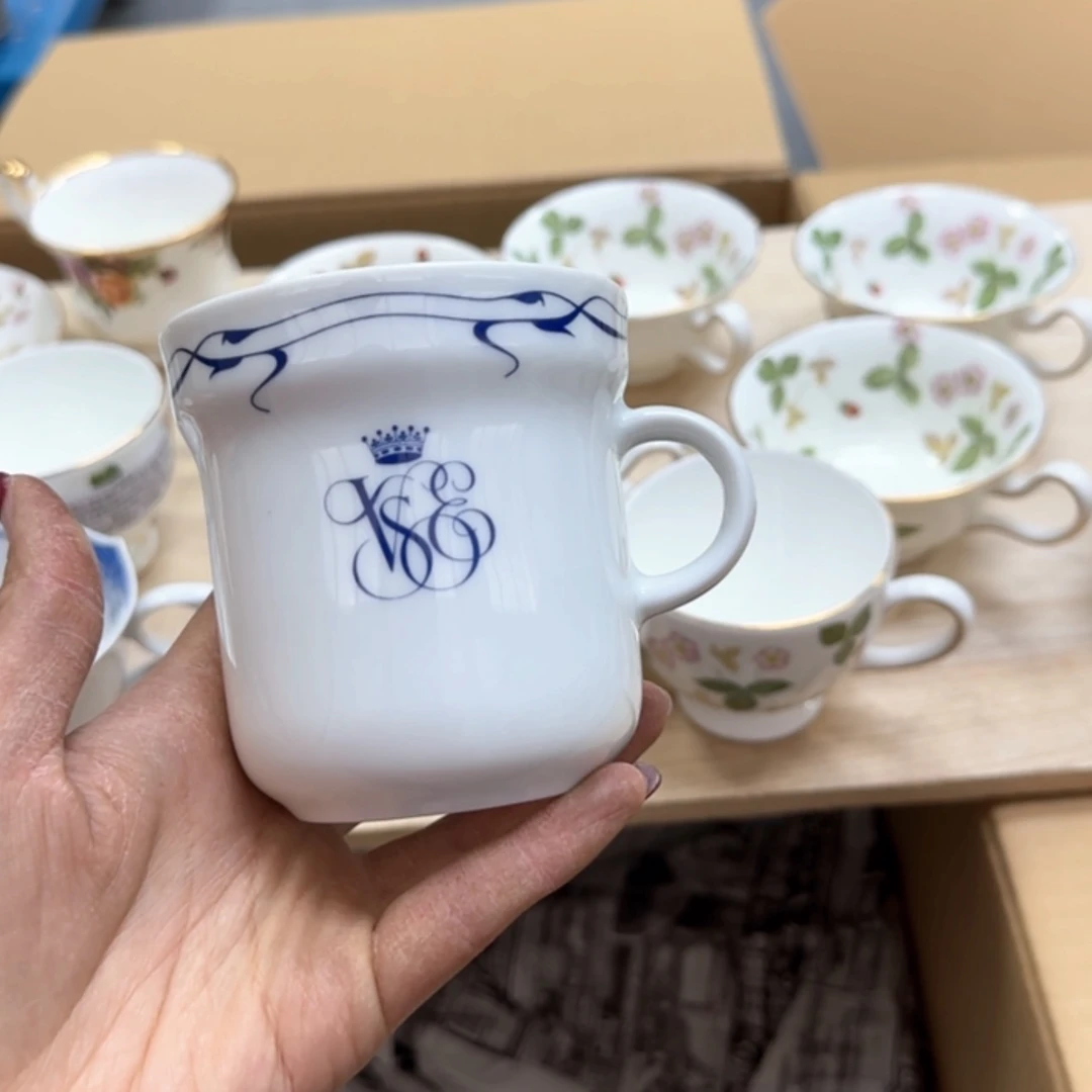 【闪购商品】瓷器根雕隐****镯