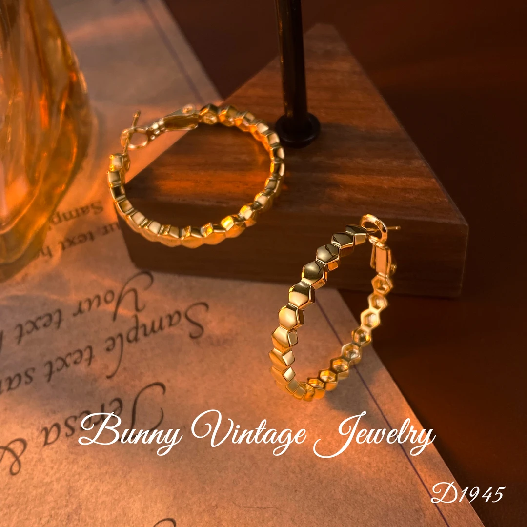 D1945 法★【蜂巢时尚】ALUONI 爱洛尼 耳扣