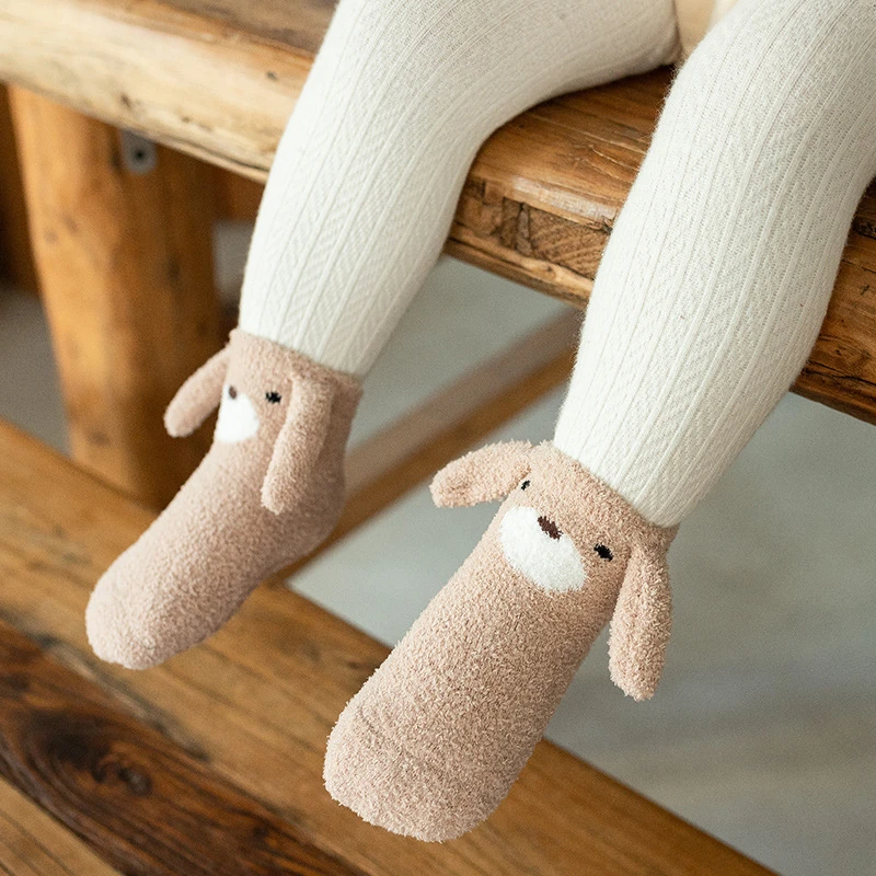 婴儿地板秋冬袜加绒0-3个月新生儿珊瑚绒加厚防滑隔凉宝宝学步袜