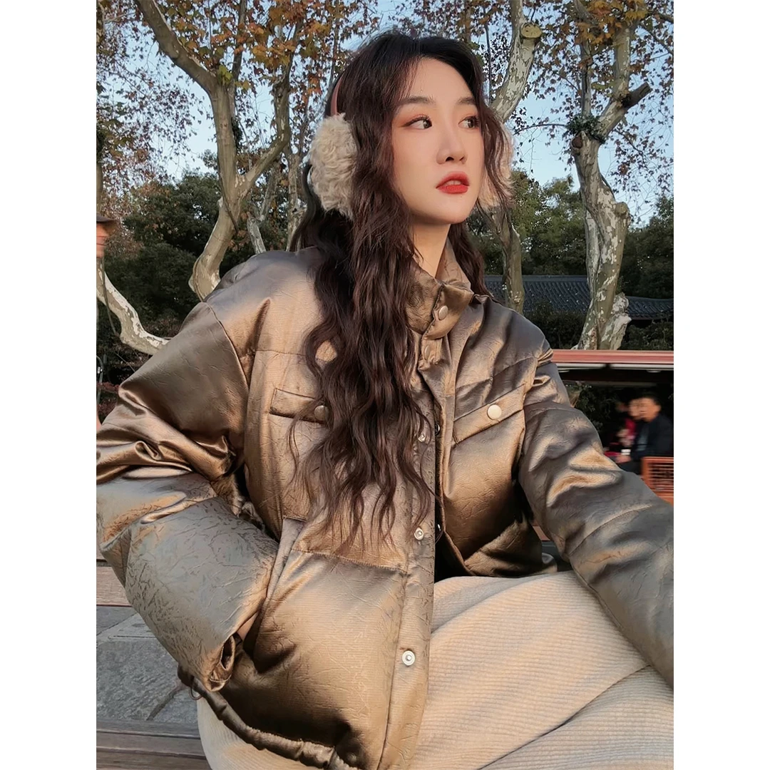 三吉黑花 短款羽绒服女冬季2023新款90%白鸭绒高级感小个子超好看