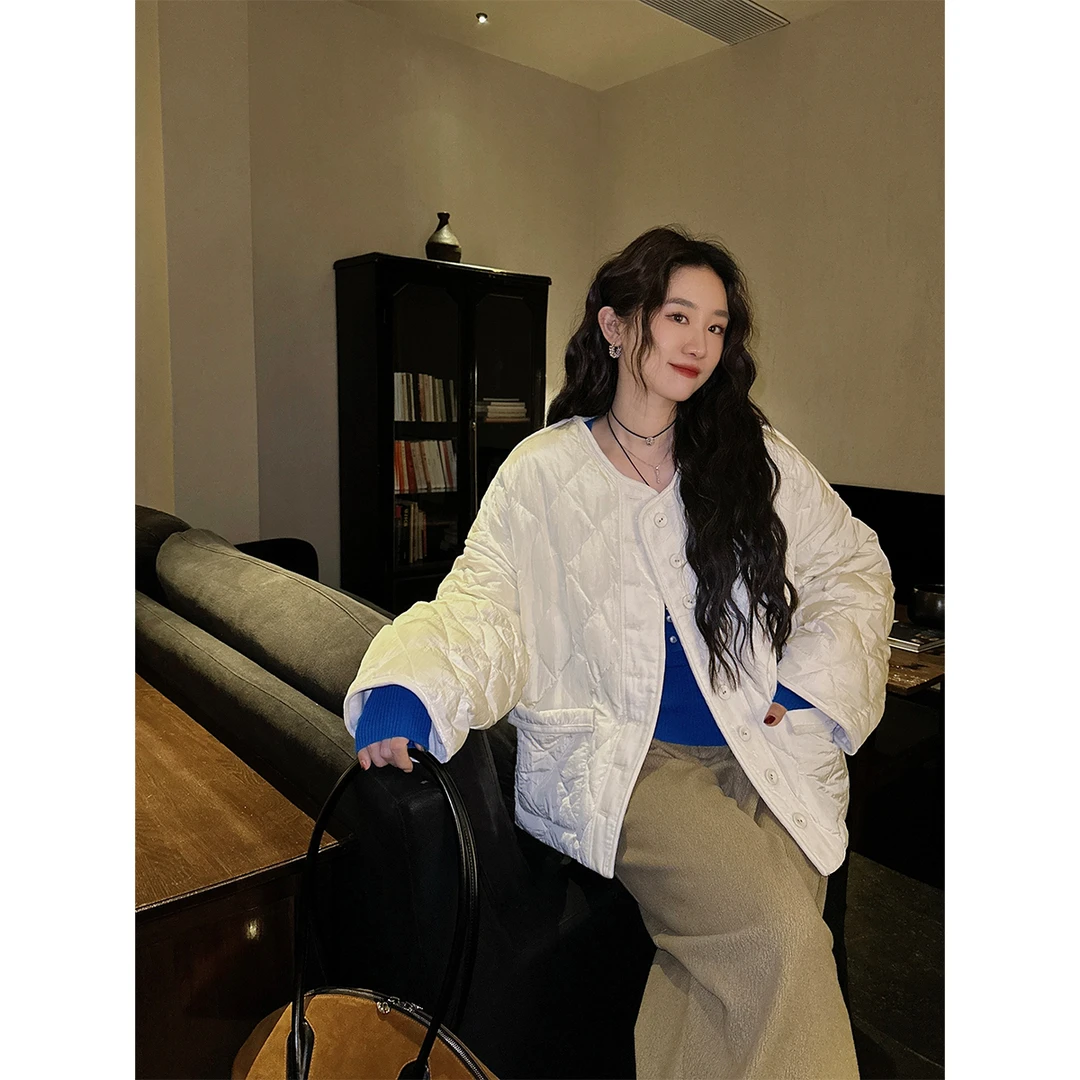 三吉黑花【关山月】2024秋冬女秋冬设计款菱格羽绒服外套复古