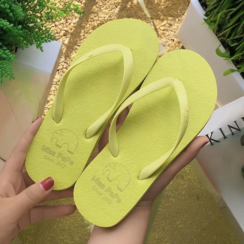 新款沙滩人字拖男潮流时尚情侣休闲夏季男士拖鞋户外新滩防滑外穿