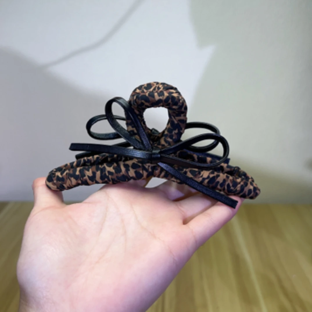 13厘米豹纹蝴蝶结抓夹时尚气质百搭轻奢
