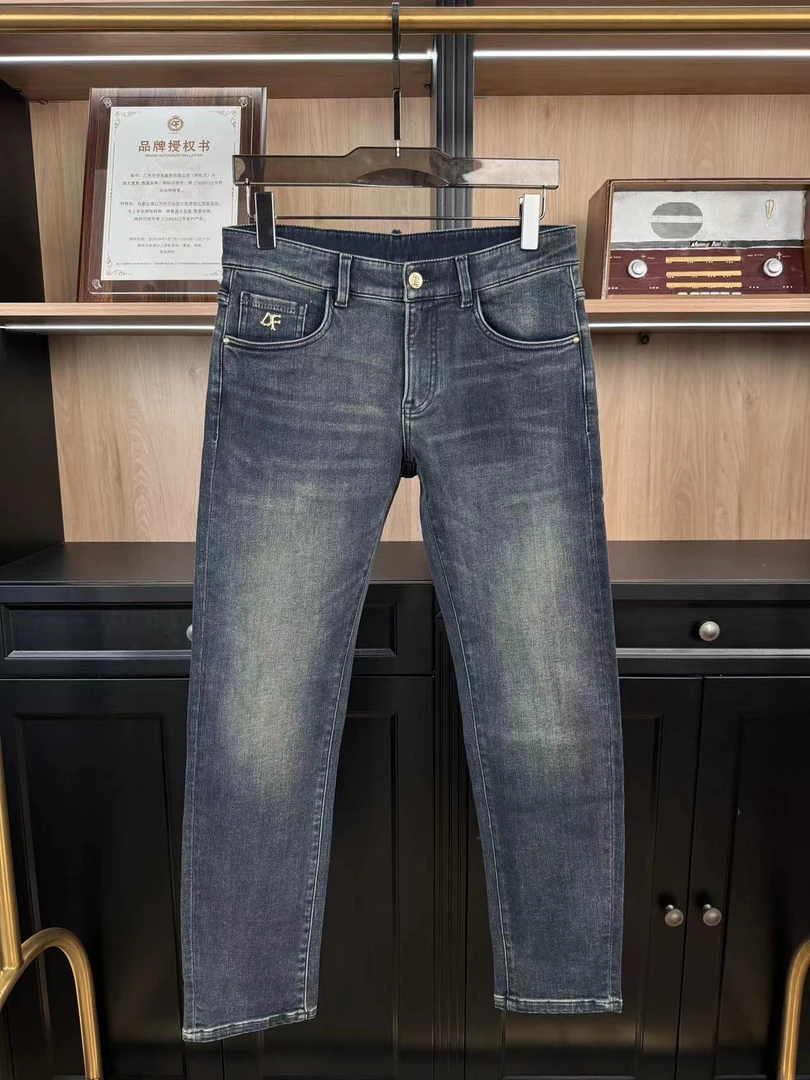 DIKALO FERRE/迪卡里奥 费雷3NZ732男士羊绒棉弯刀静色时尚牛仔裤