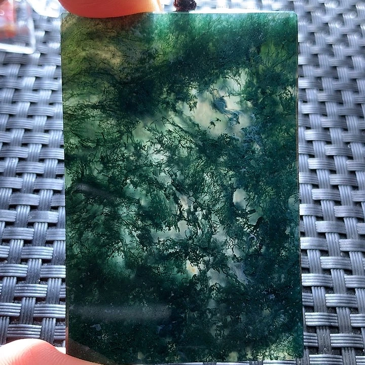 玛瑙/玉髓颈饰未镶嵌?**调