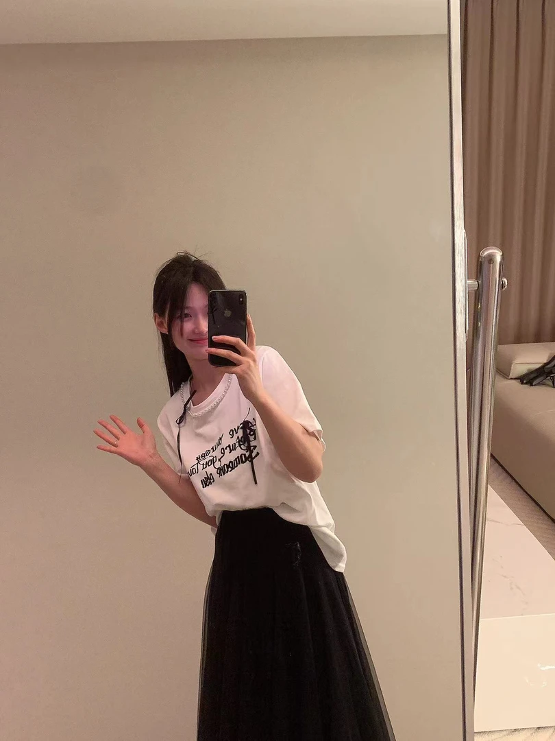 饭饭家 蝴蝶结3色正肩短袖洋气减龄字母印花圆领上衣 T恤女