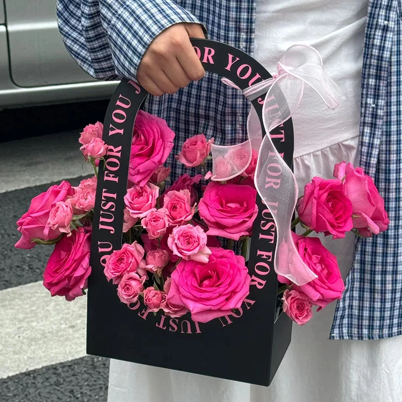 拿一份惊喜见重要的人·【寸寸欢喜】9朵玫瑰+泡泡送女友爱人礼物约会惊喜花束小时达同城花店鲜花外卖