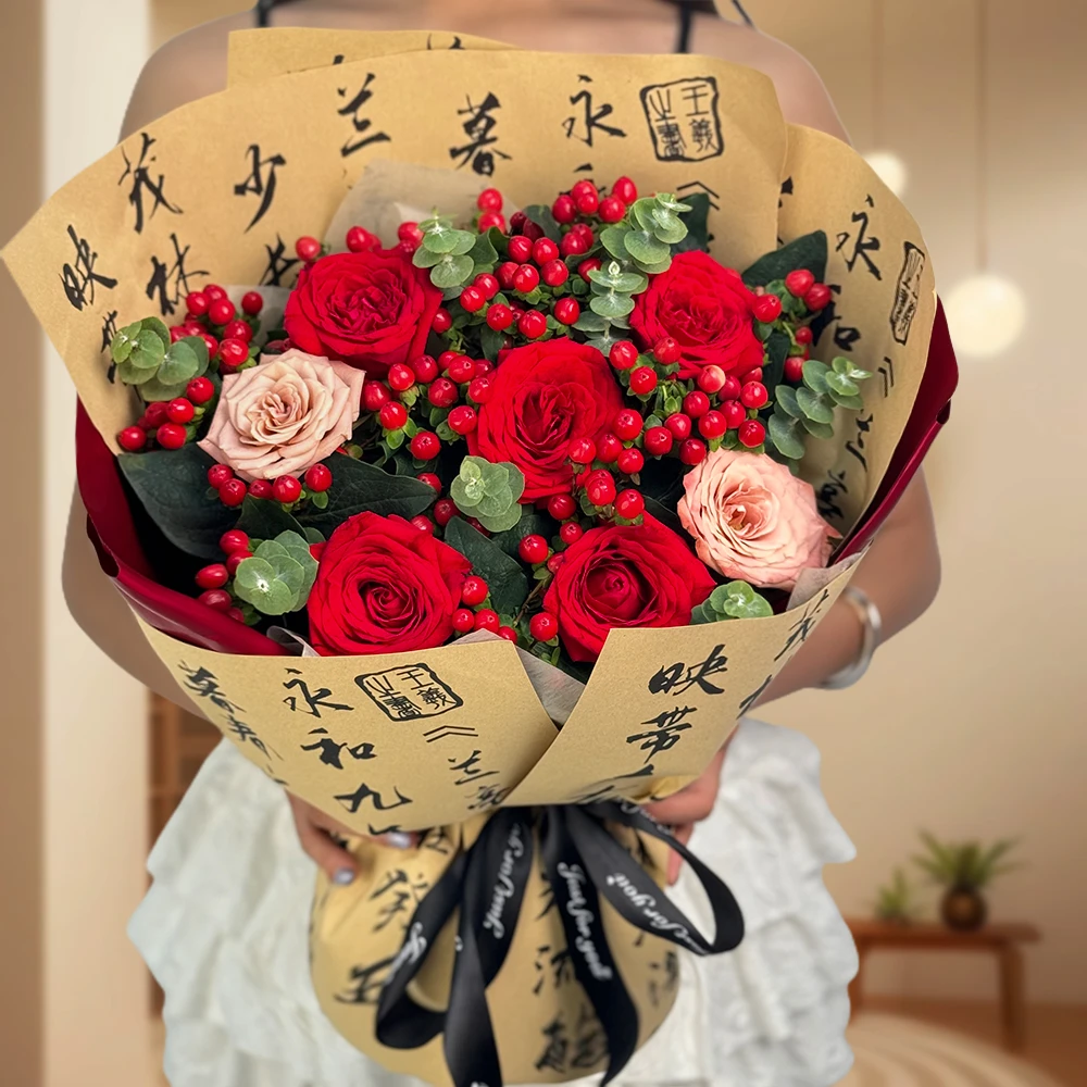 【红豆道相思】5朵红玫瑰2朵卡布奇诺混搭国风鲜花冬日送老婆女友表白纪念日礼物小时达同城花店配送