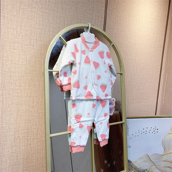 U1038   宝宝白色拼接棉花套装