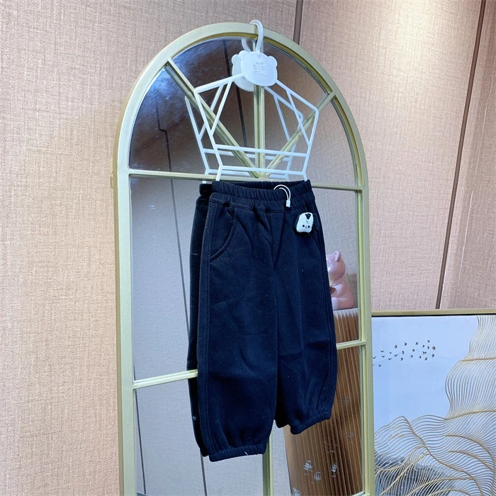 AU090  宝宝黑色厚裤子  加绒