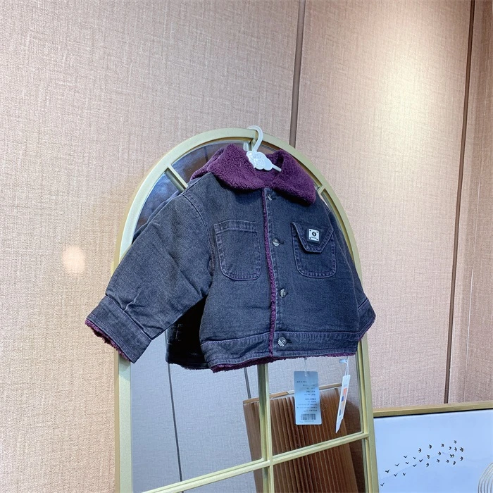 AA258   宝宝深绿色加绒厚外套