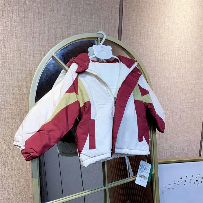 M1545   宝宝米色拼接加绒厚外套