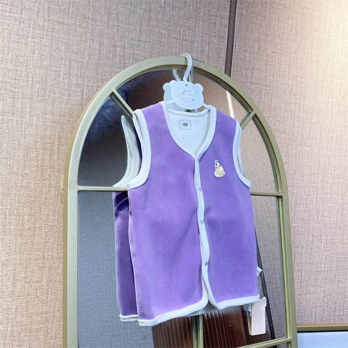 AR026   宝宝紫色双面奥粒绒马甲