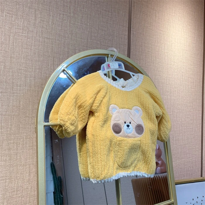 AU124   宝宝黄色长袖罩衣