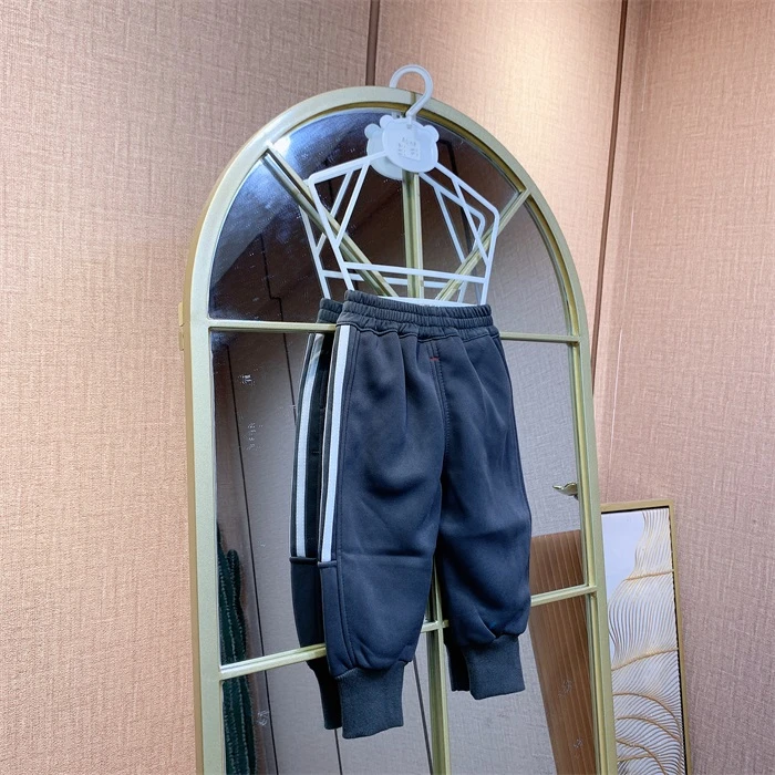 AG018  宝宝加绒厚裤子