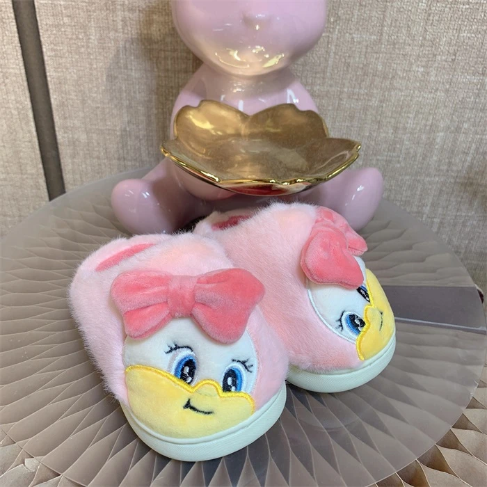 X1001    宝宝粉色毛毛小拖鞋