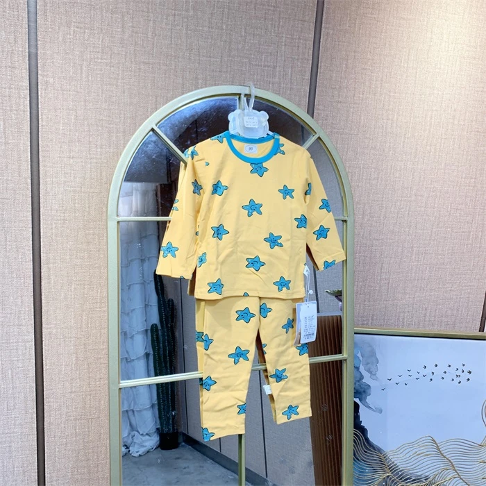 AQ209    宝宝黄色上衣裤子两件套