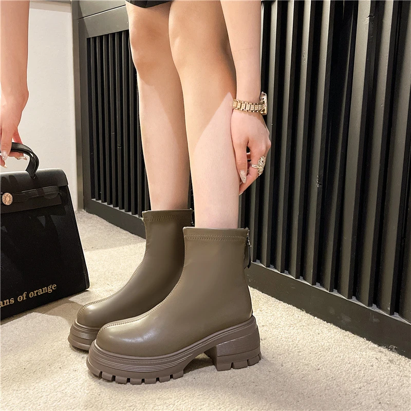 2306【新疆包邮】法式厚底增高圆头显瘦短靴女