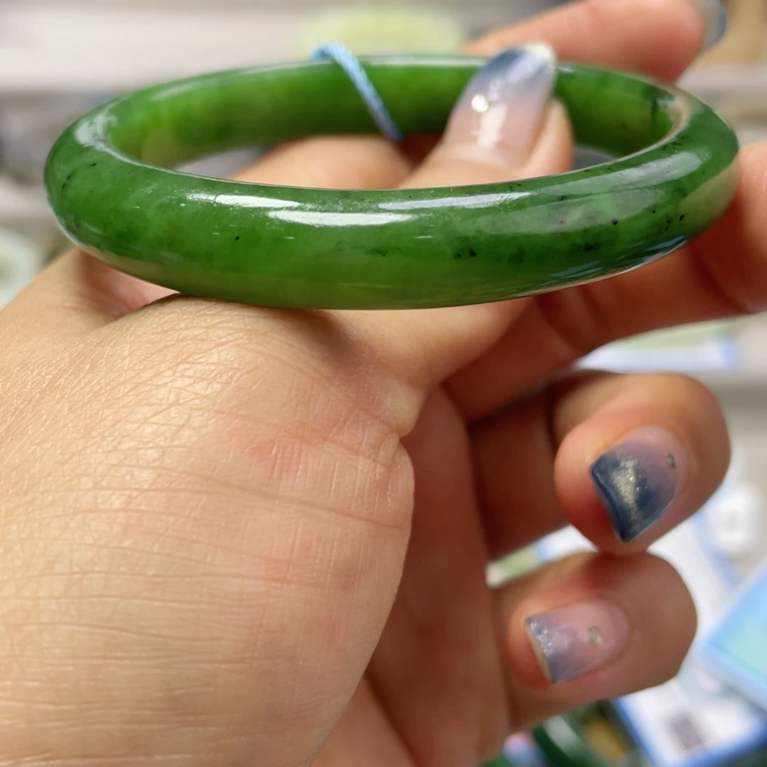 和田玉手镯53圈口80未镶嵌