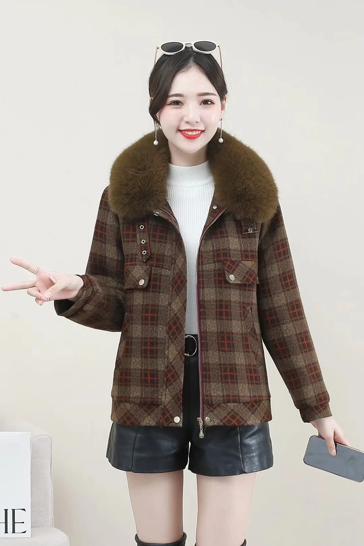 大毛领女士毛呢棉袄短款秋冬羊羔毛棉衣外套显瘦气质减龄高档大衣