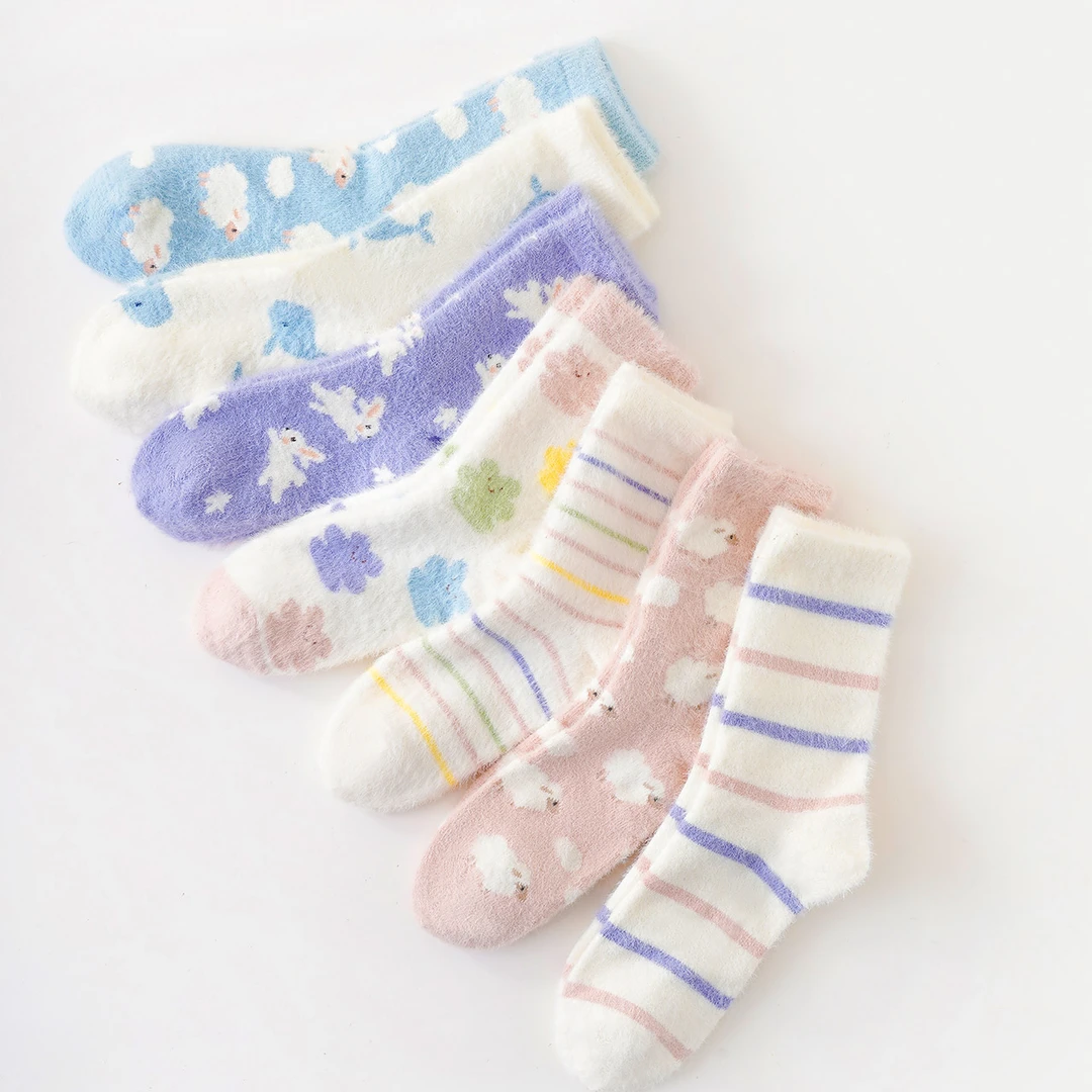 袜子女秋冬仿貂绒中筒袜冬季睡眠袜保暖袜卡通可爱系水毛毛