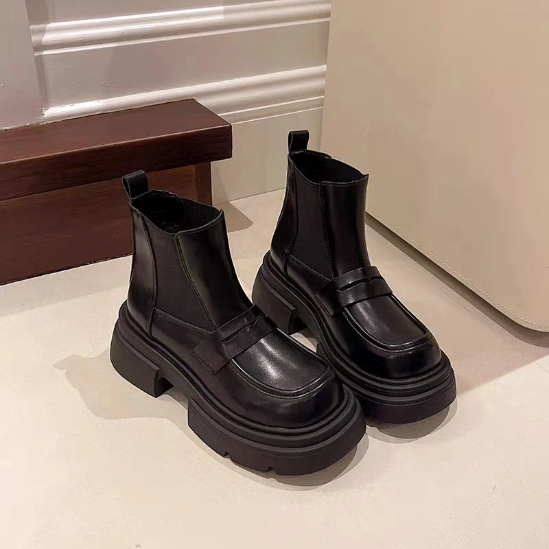 圆头英伦厚底短靴2025春季切尔西靴新款时尚百搭爆款烟筒靴瘦瘦靴