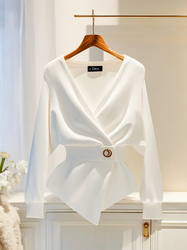 初秋穿搭轻奢高级感气质上衣时尚洋气时髦设计感小众白色长袖衬衫