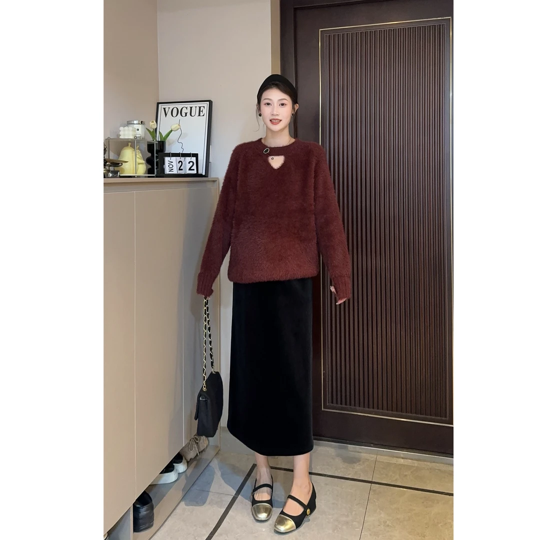 【十月名裳】秋冬孕妇装水貂毛圆领镂空毛衣