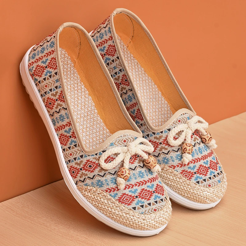 春秋新款老北京布鞋女单鞋软底轻便一脚蹬妈妈鞋休闲防滑透气布鞋