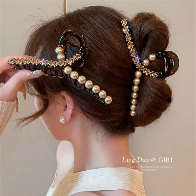 2024新款高级感韩版珠珠镶钻抓夹轻奢闪钻鲨鱼夹后脑勺盘发夹发卡
