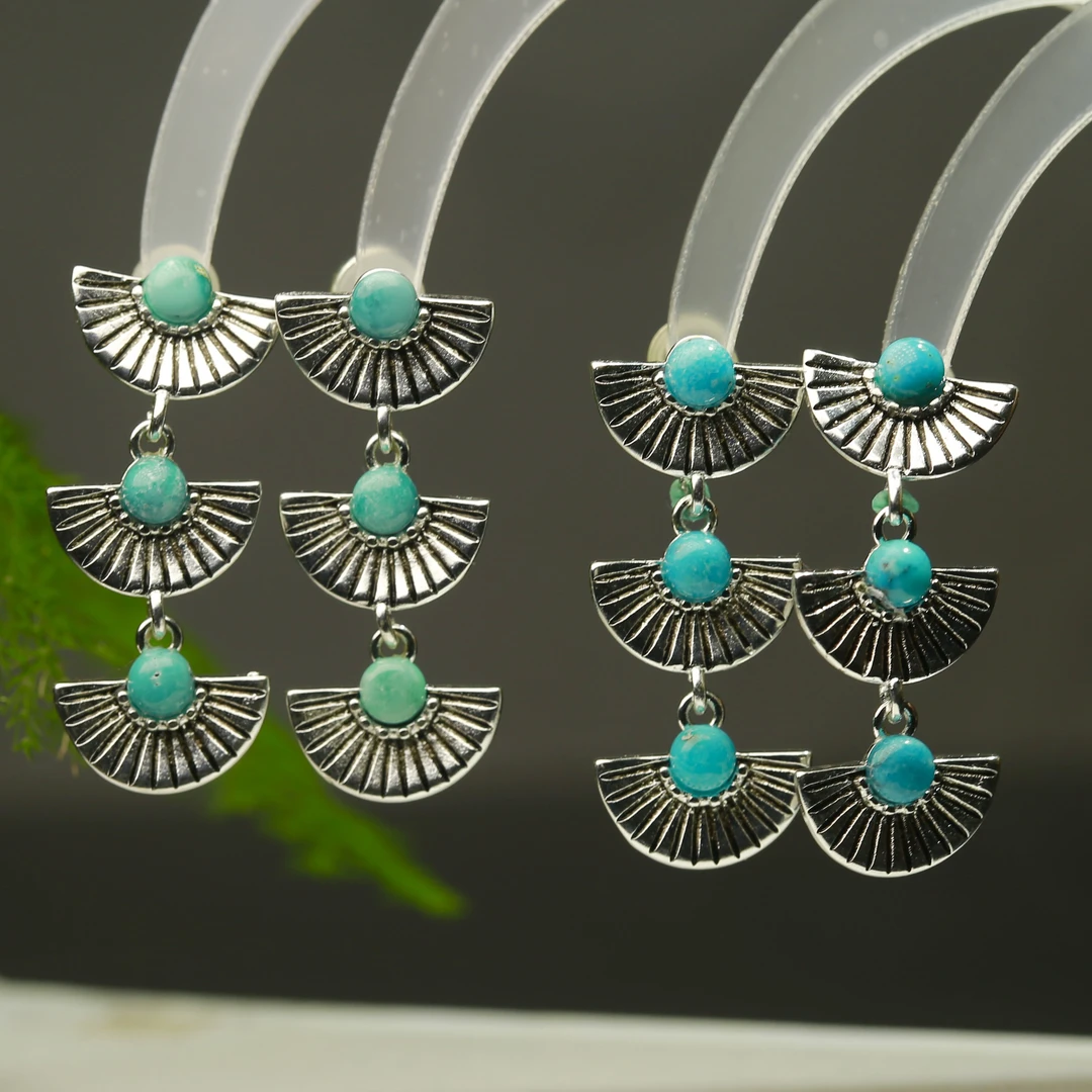 原矿绿松石耳饰时尚个性百搭名族风耳坠多色多样性随机发货一件