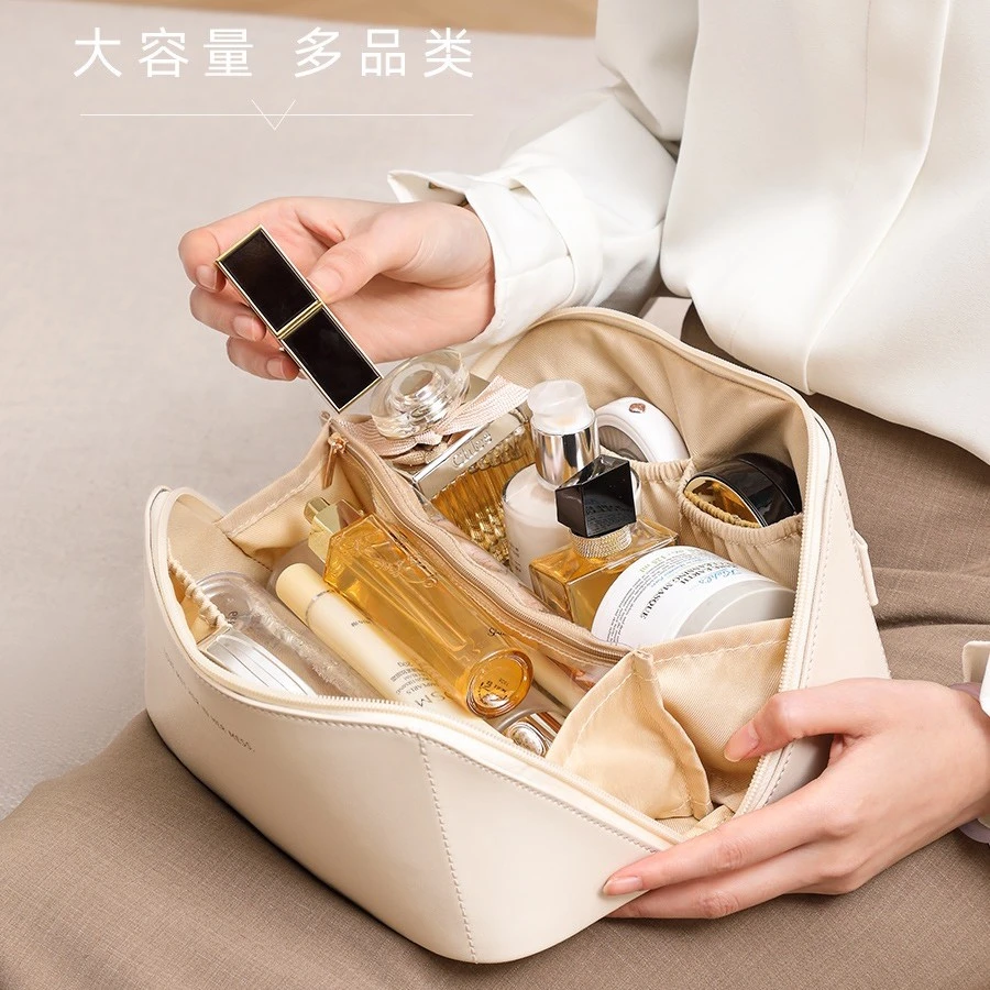大容量化妆包外出随身携带洗漱包网红化妆收纳包旅行用品必备神器
