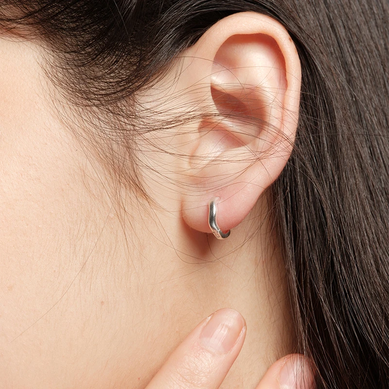 sanswood 925银耳饰 森吾《恒星原子》小圆圈耳扣 精致磨砂耳圈