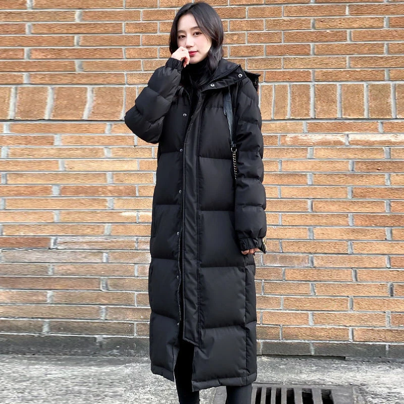时尚2023黑色羽绒羽绒服2023年女冬情侣加厚长款棉袄长过膝到