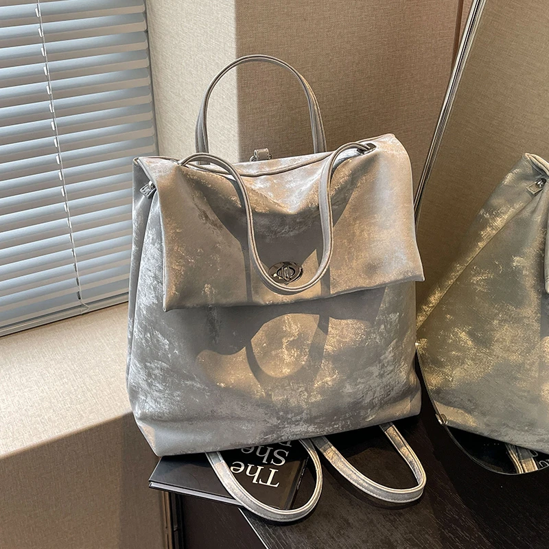 艾米兔女包大容量包包2025新款小众设计简约休闲百搭女士双肩包