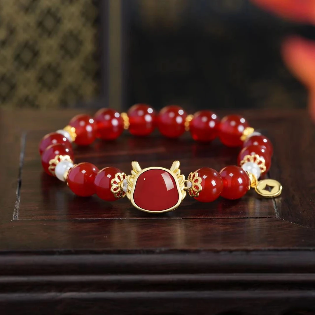 钛钢手链  招财鸿运龙手链女款本命年生肖龙时尚气质百搭精美手串