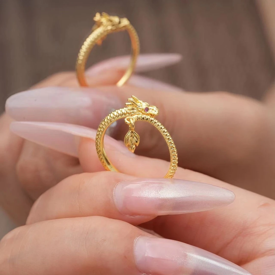 钛钢戒指 神龙摆尾戒指女百搭时尚精致本命年可调节生肖龙形指环