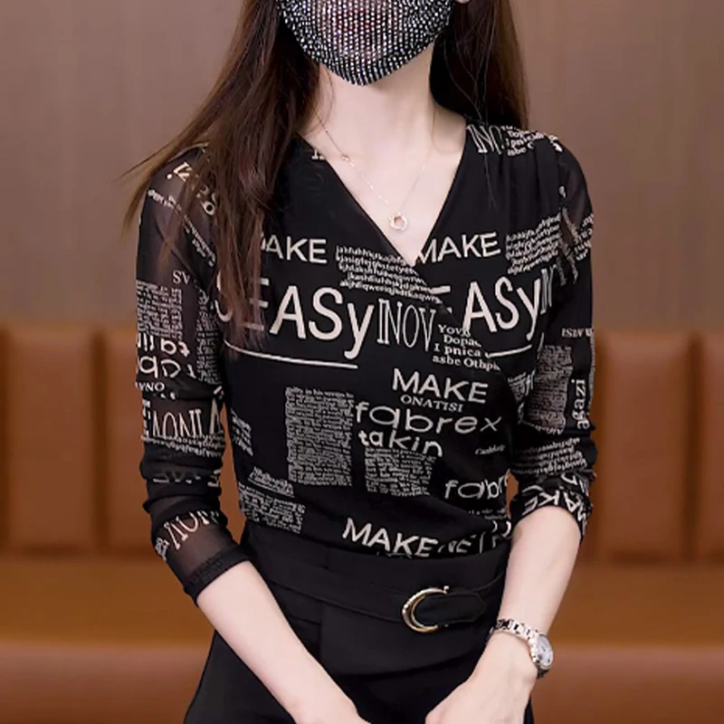 春季打底衫内搭女2025新款女装V领洋气显瘦上衣女时尚长袖t恤外穿