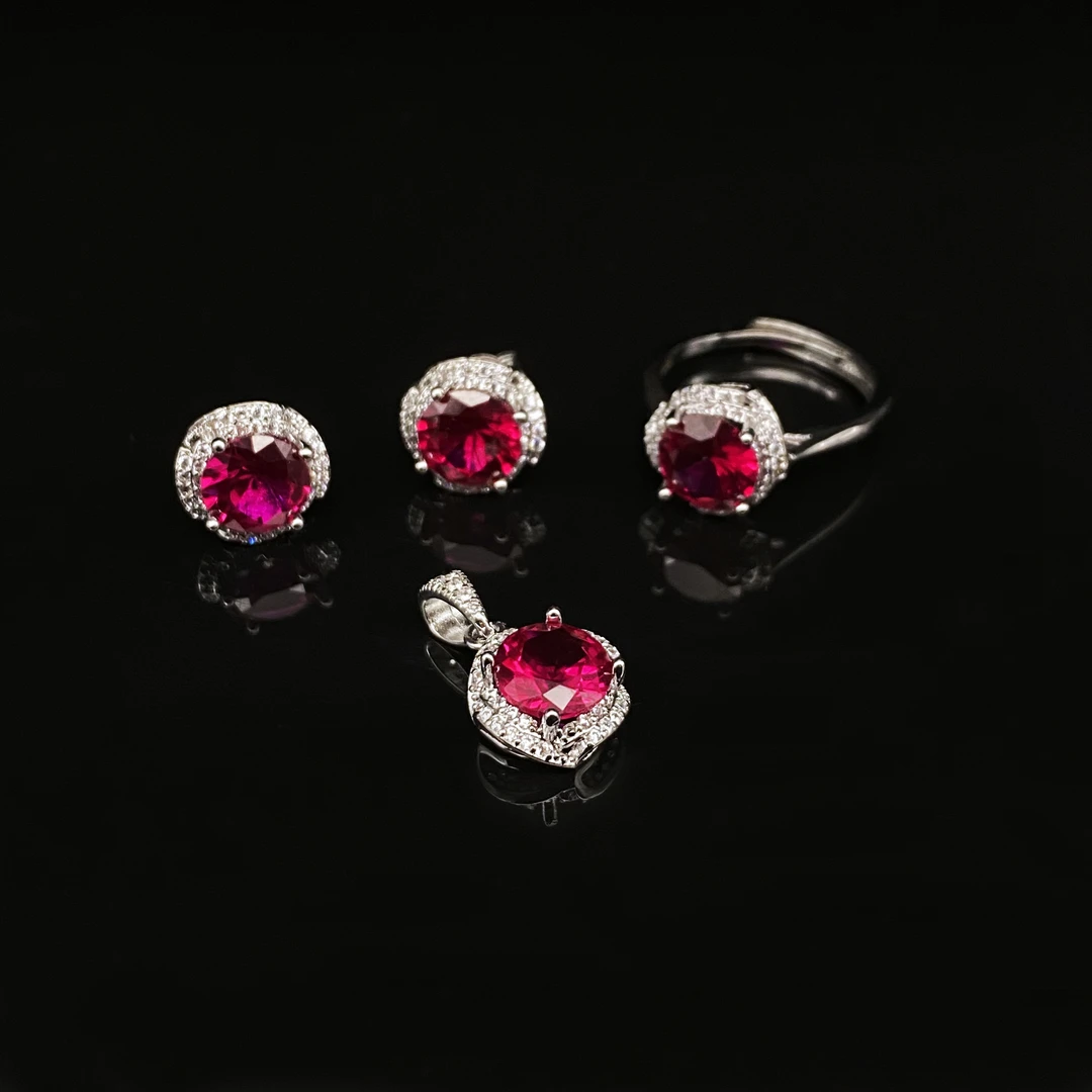 Afra-缅甸抹谷红宝石-精工镶嵌鸽血红培育吊坠耳钉戒指 294